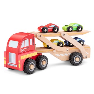 Car transporter with 4 vehicles